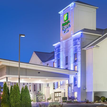 Holiday Inn Express Hotel & Suites Louisville East By Ihg Exterior photo